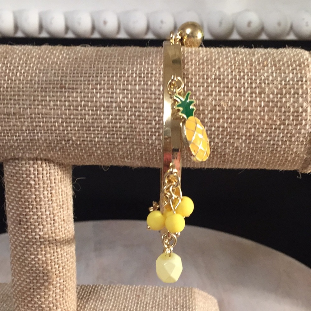 🍍pineapple charm bangle bracelet